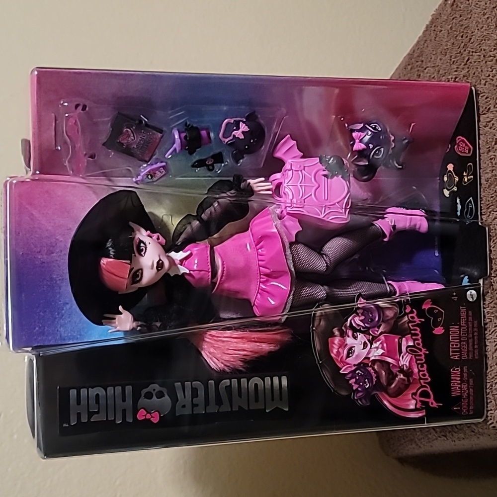 Monster High doll Draculaura
